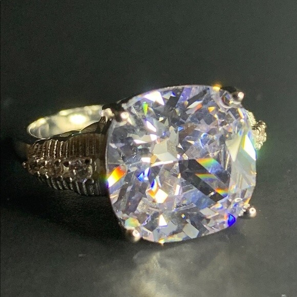 NWOT Orsa Jewels Huge 8 Carat Cushion Cut CZ Ring Size 8 - Picture 1 of 8